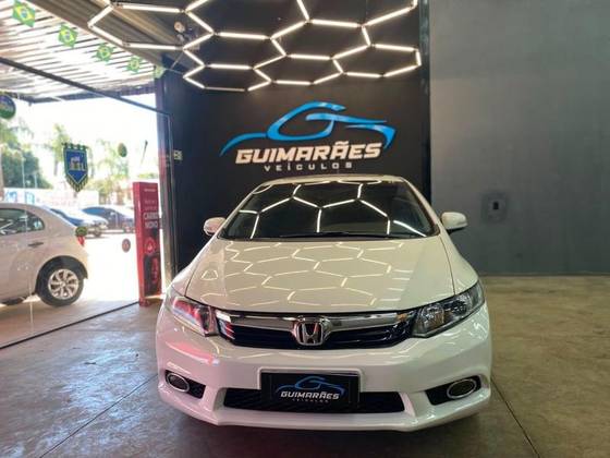 HONDA CIVIC 1.8 LXS 16V FLEX 4P AUTOMÁTICO